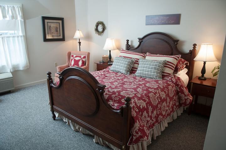 Room 26 of 77