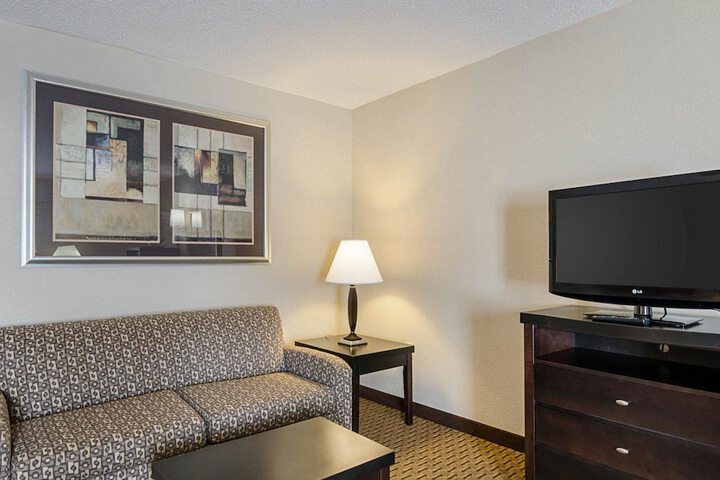 Room 22 of 30
