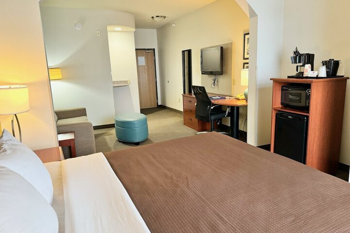 Room 18 of 29