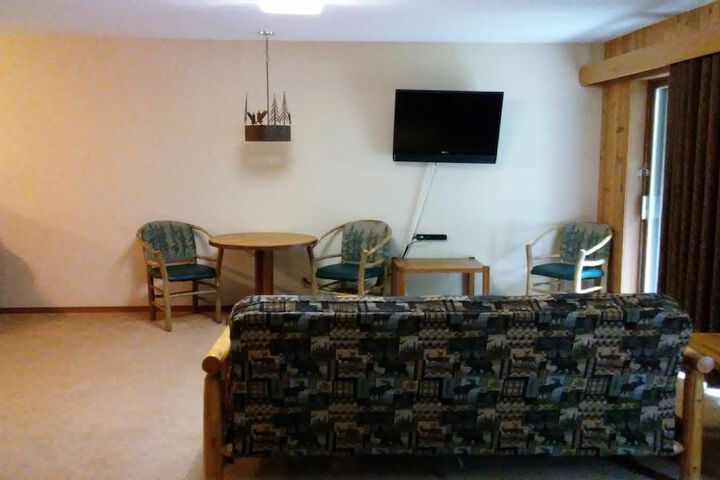 Room 30 of 50