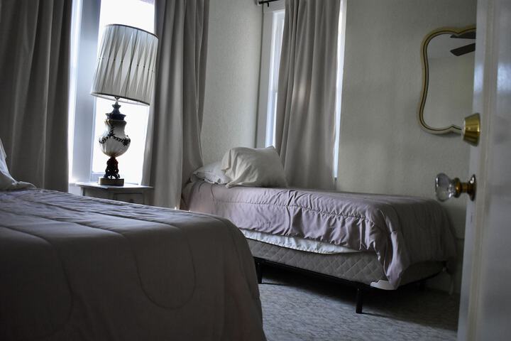 Room 47 of 104