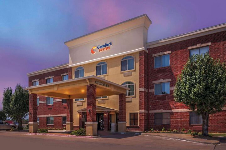Hotel 2 of 48