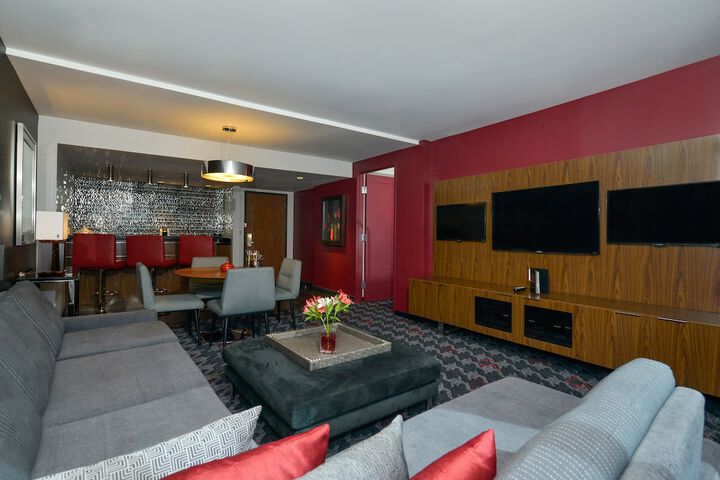 Room 24 of 41
