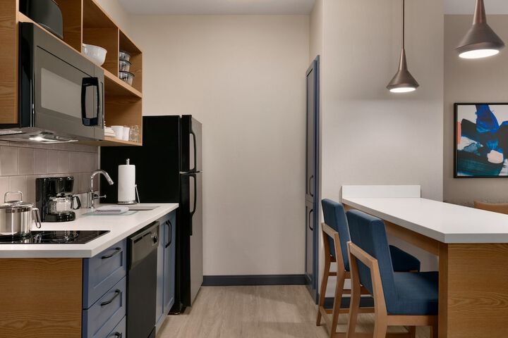 Room 30 of 41
