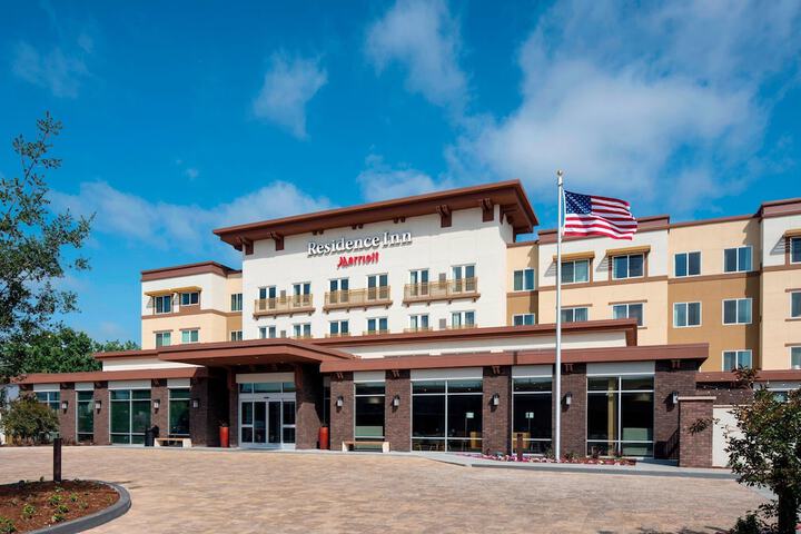 Hotel 2 of 42