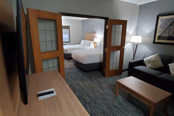 Room 30 of 88
