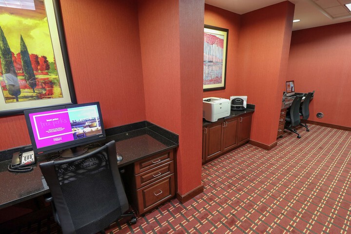 Business Center 25 of 25
