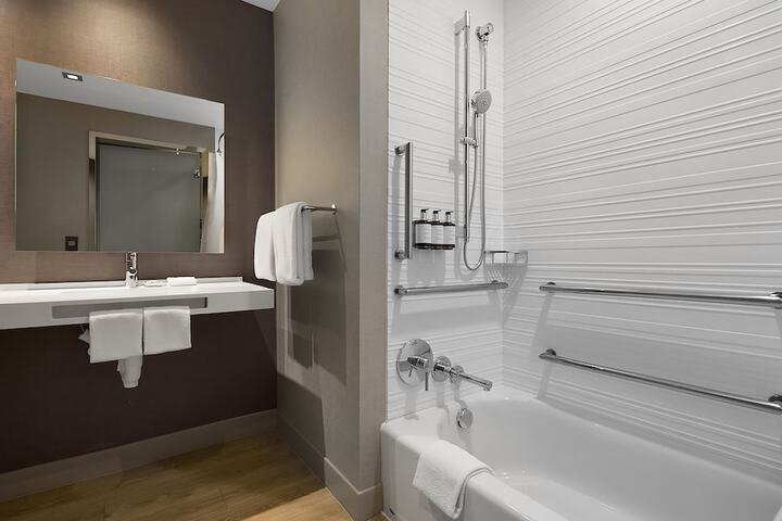 AC Hotel Bloomington Mall of America