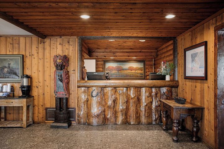 Ayres Lodge Alpine