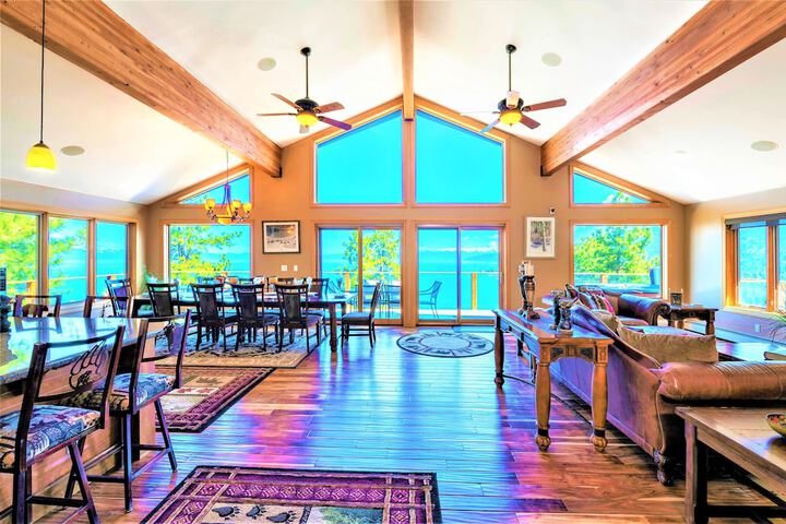Lx10: Lake View Jewel Estate With Pool Table