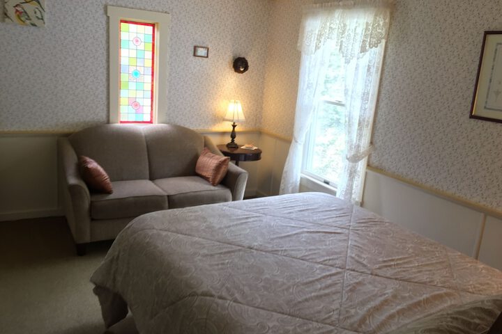 Alexanders Lodge