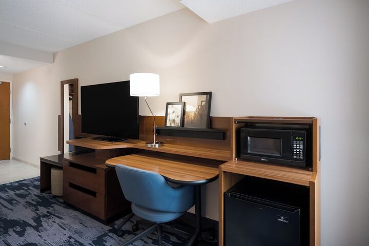 Room 42 of 50