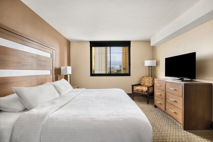 Room 83 of 130