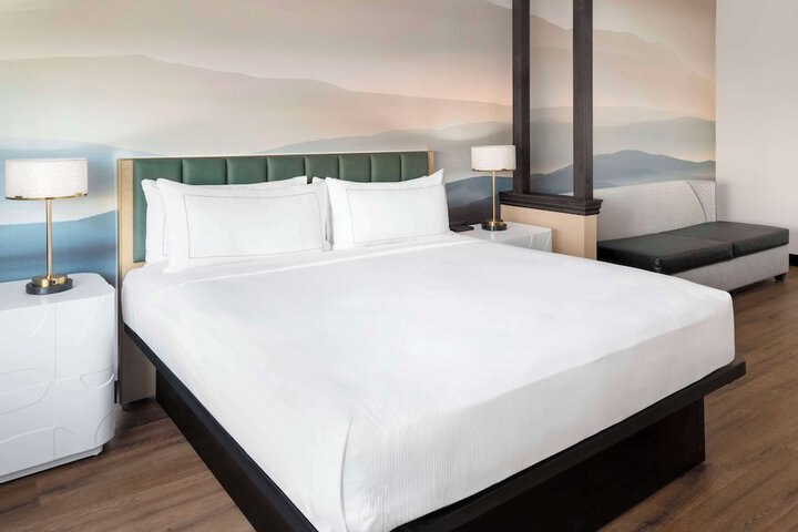DoubleTree by Hilton Phoenix - Gilbert