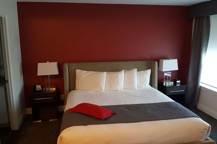 Room 22 of 60