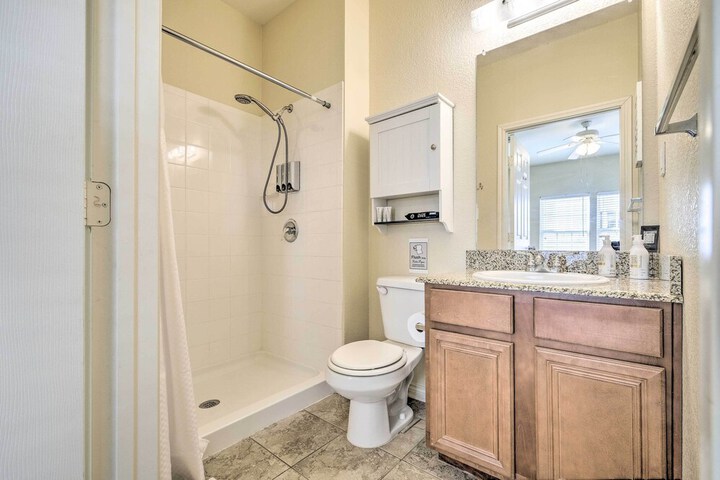 Walk to Lake: Family Gem w / Pool Access in Afton