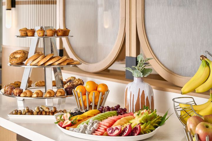 Breakfast/Coffee Service 99 of 167