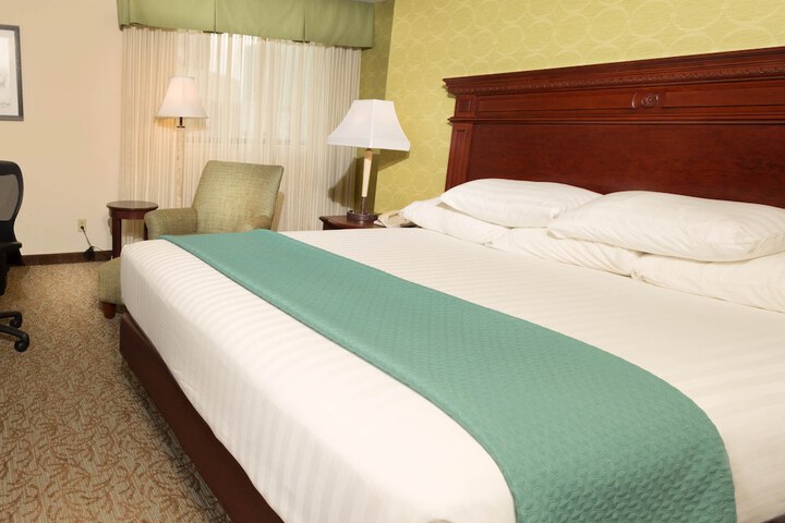 Room 18 of 61