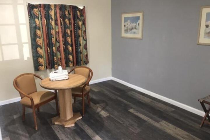 Galleria Inn Montclair / Ontario