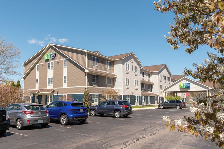 Hotel 11 of 76