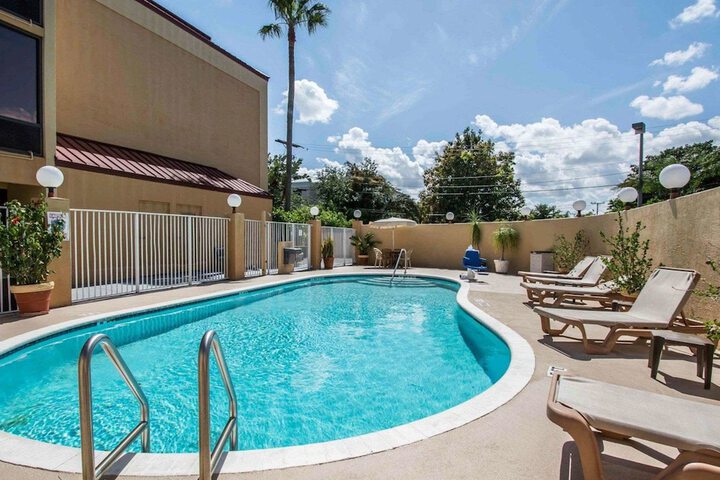 Pool 7 of 48
