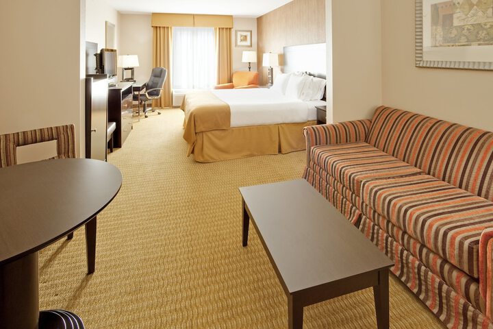 Holiday Inn Express Hotel & Suites Lebanon by IHG