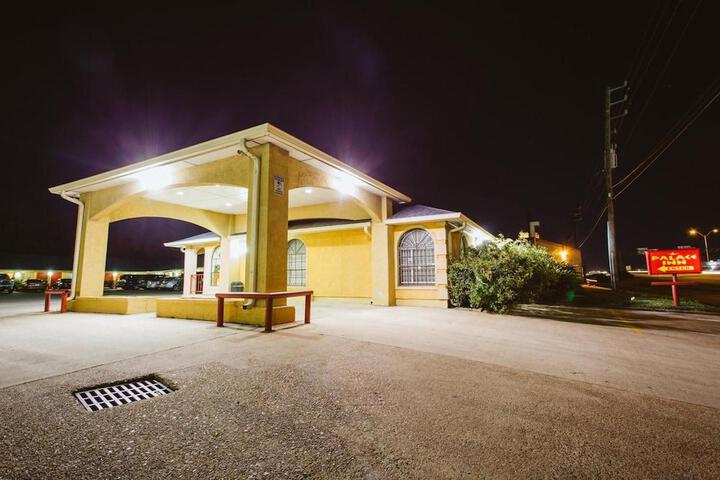 Parkway Inn Channelview