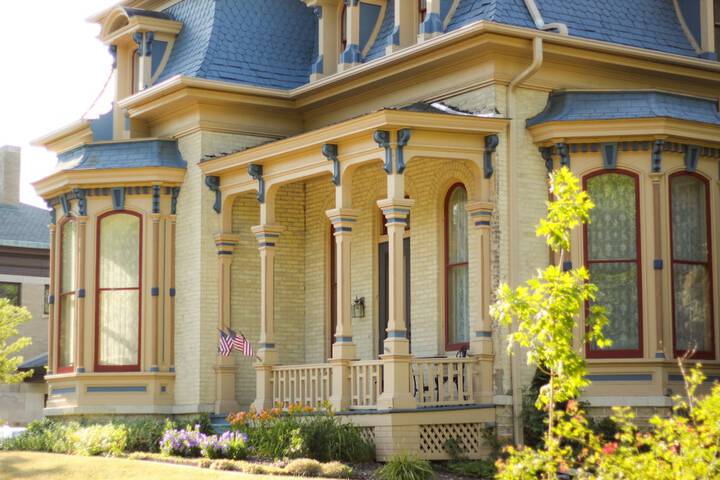 Hamilton House