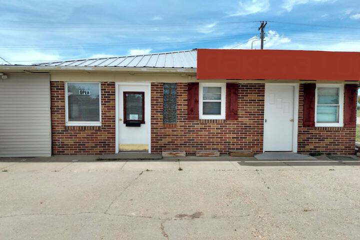 Love Hotels Murdo by OYO on Interstate 90