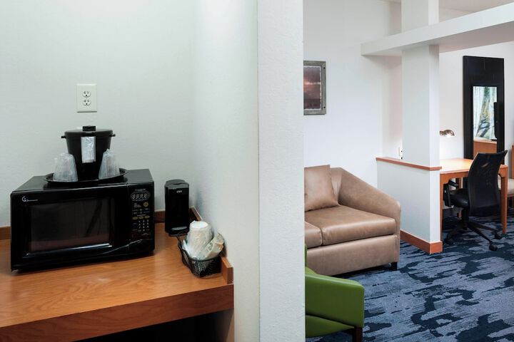 Room 18 of 30