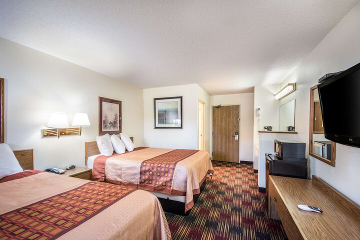 Americas Best Value Inn & Suites Harrisonville