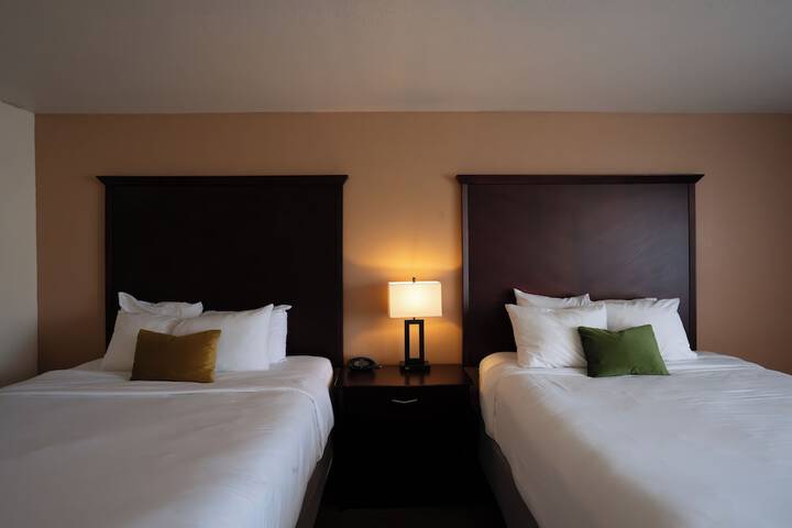 Ramada by Wyndham Tukwila Southcenter