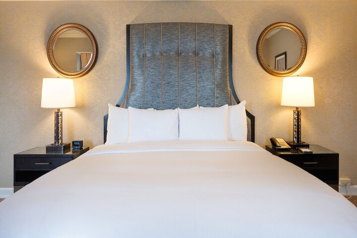 Room 35 of 154