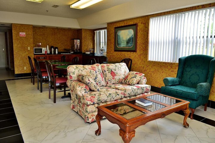 Hotel Interior 13 of 31