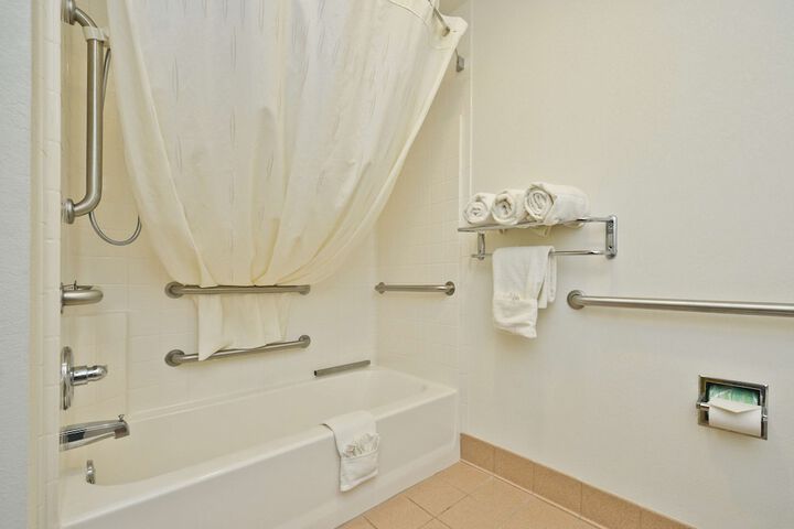 Room 20 of 25