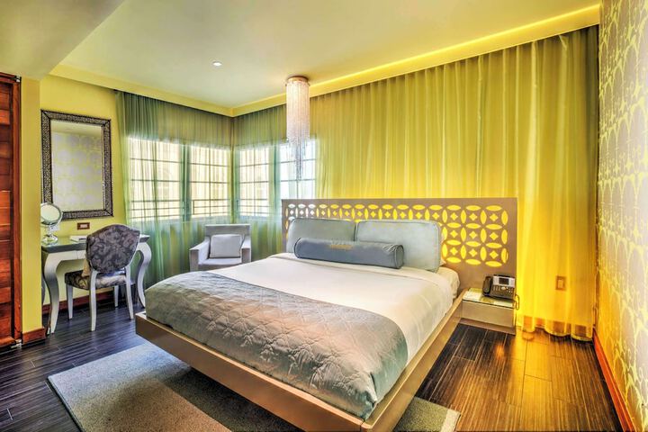 Room 16 of 45