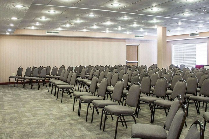 Quality Inn & Suites Bellville - Mansfield