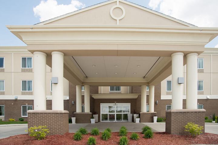 Hotel 4 of 43