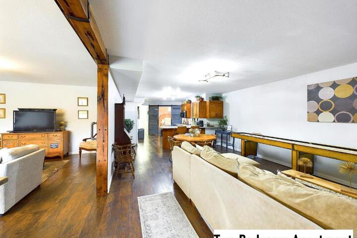 Beautiful Country Apartment AC, Pickleball, Billiards, Playground, Gardens