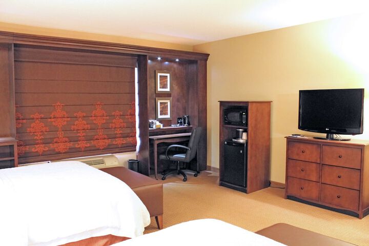 Room 36 of 71