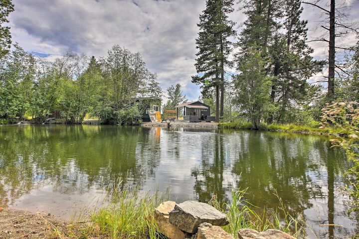 Eureka Tiny Home w / Hot Tub & Community Beach!