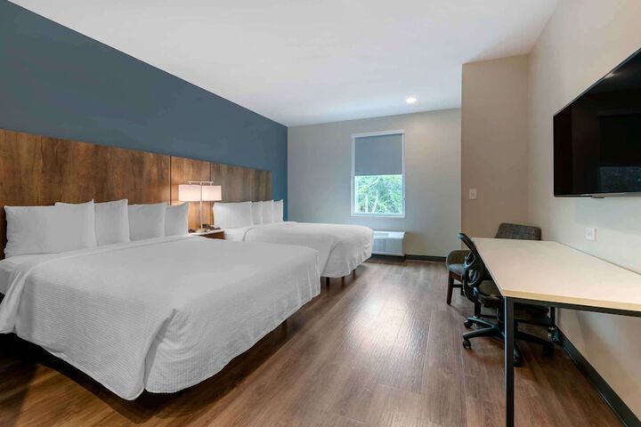 Room 25 of 37