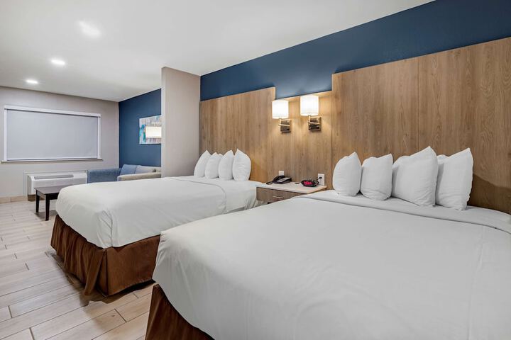 Room 21 of 46