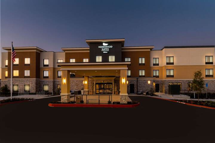 Hotel 2 of 43