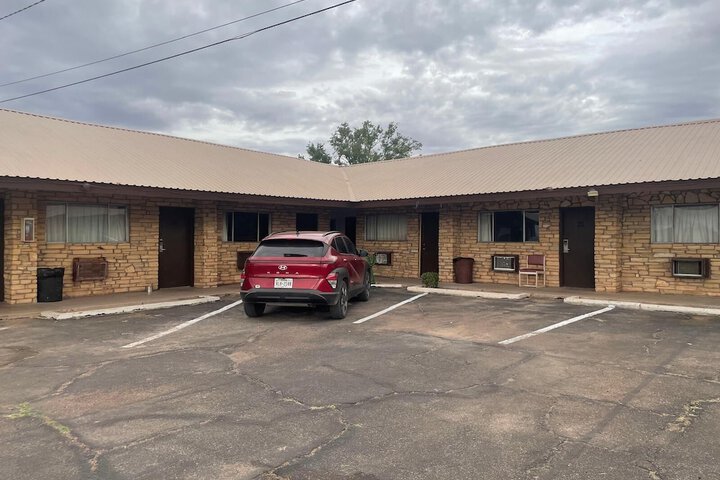 Sands Motel