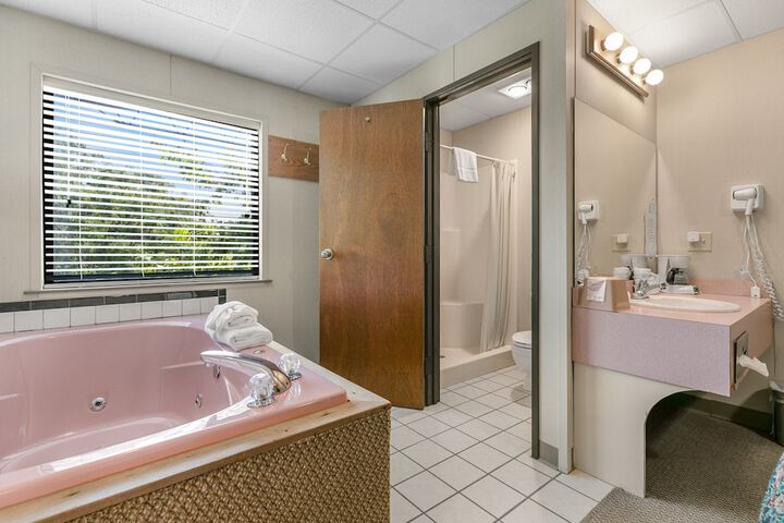 Room 75 of 106