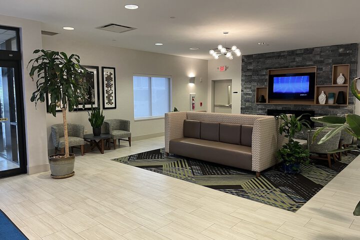 Holiday Inn Express & Suites Williamsport by IHG