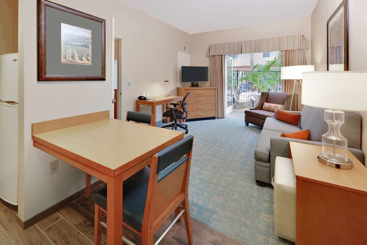 Room 16 of 23