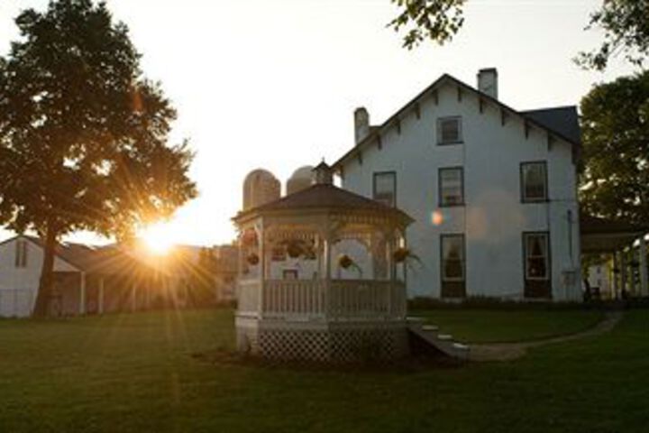 Stoltzfus Bed & Breakfast