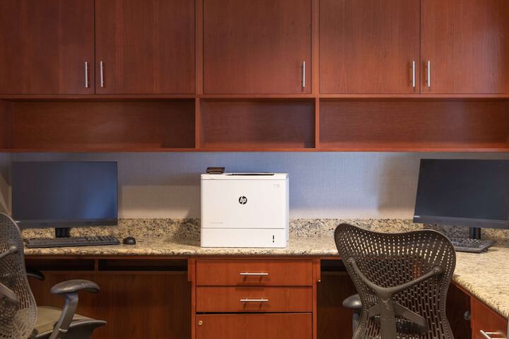 Business Center 54 of 54